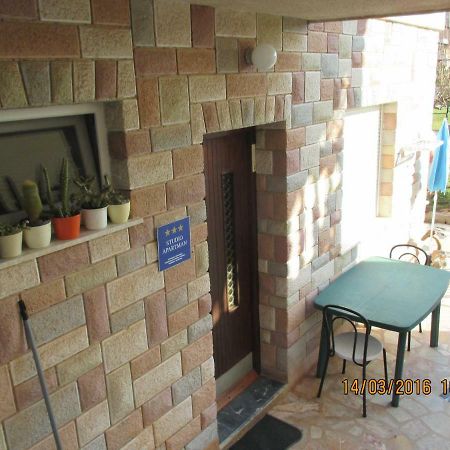 Apartments Sandra Novigrad Istria المظهر الخارجي الصورة